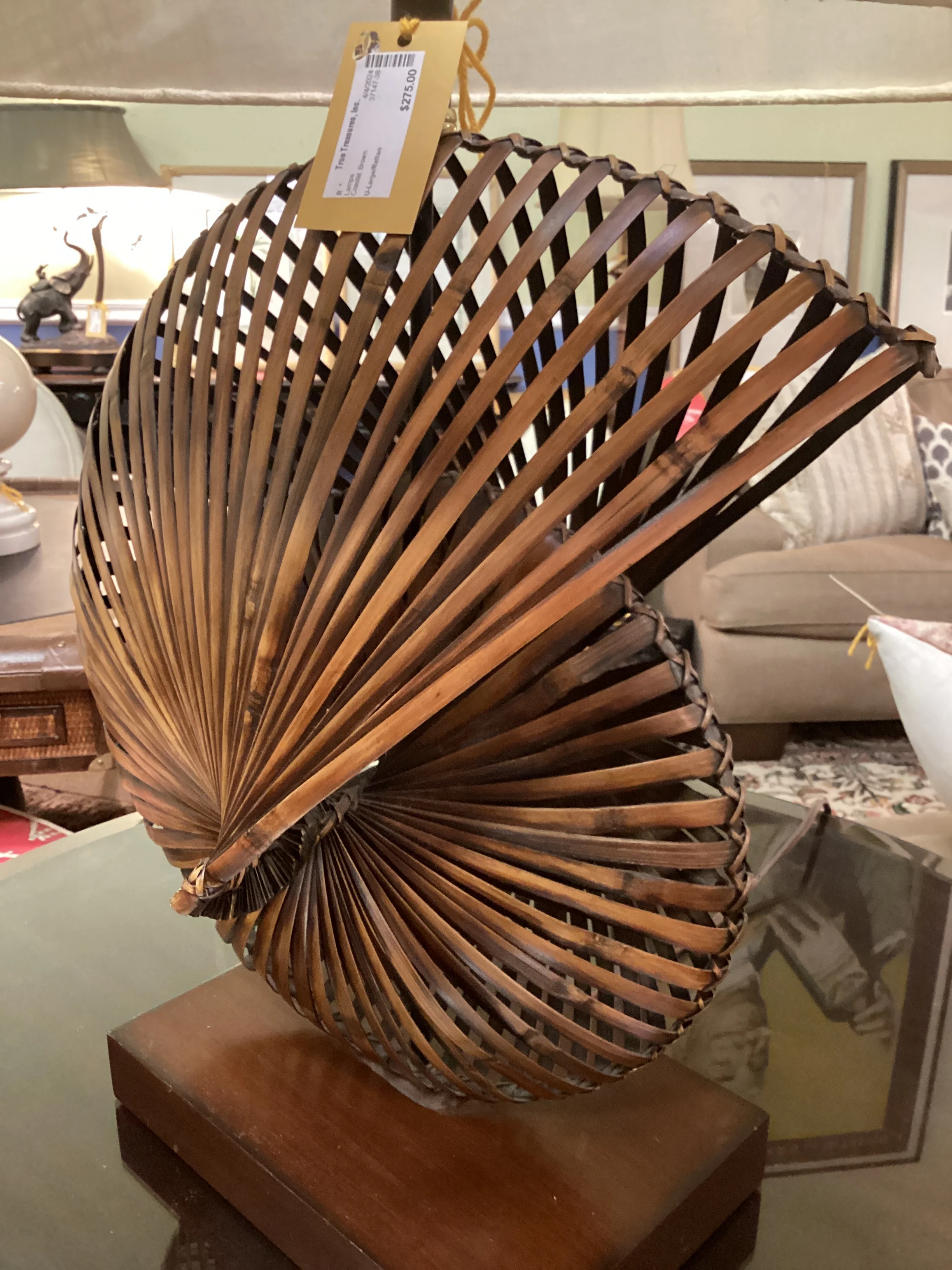 Large Rattan Shell Lamp - Image 2
