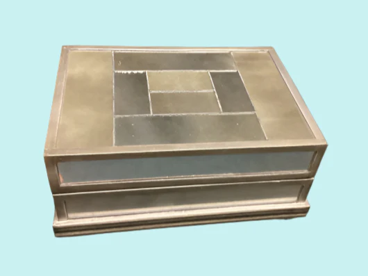 Mirrored Box