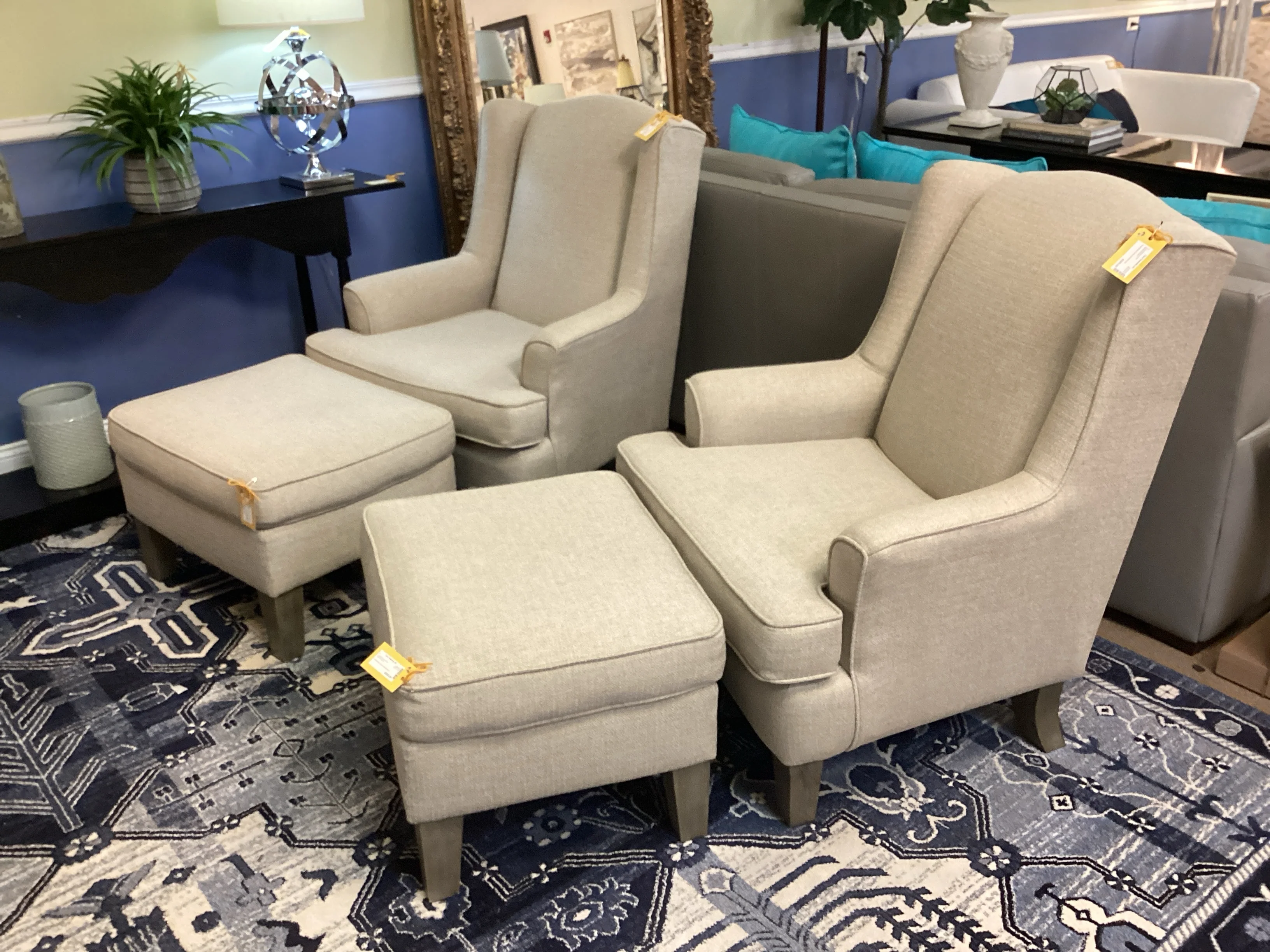 Set Grey Chair and Ottoman - Image 2