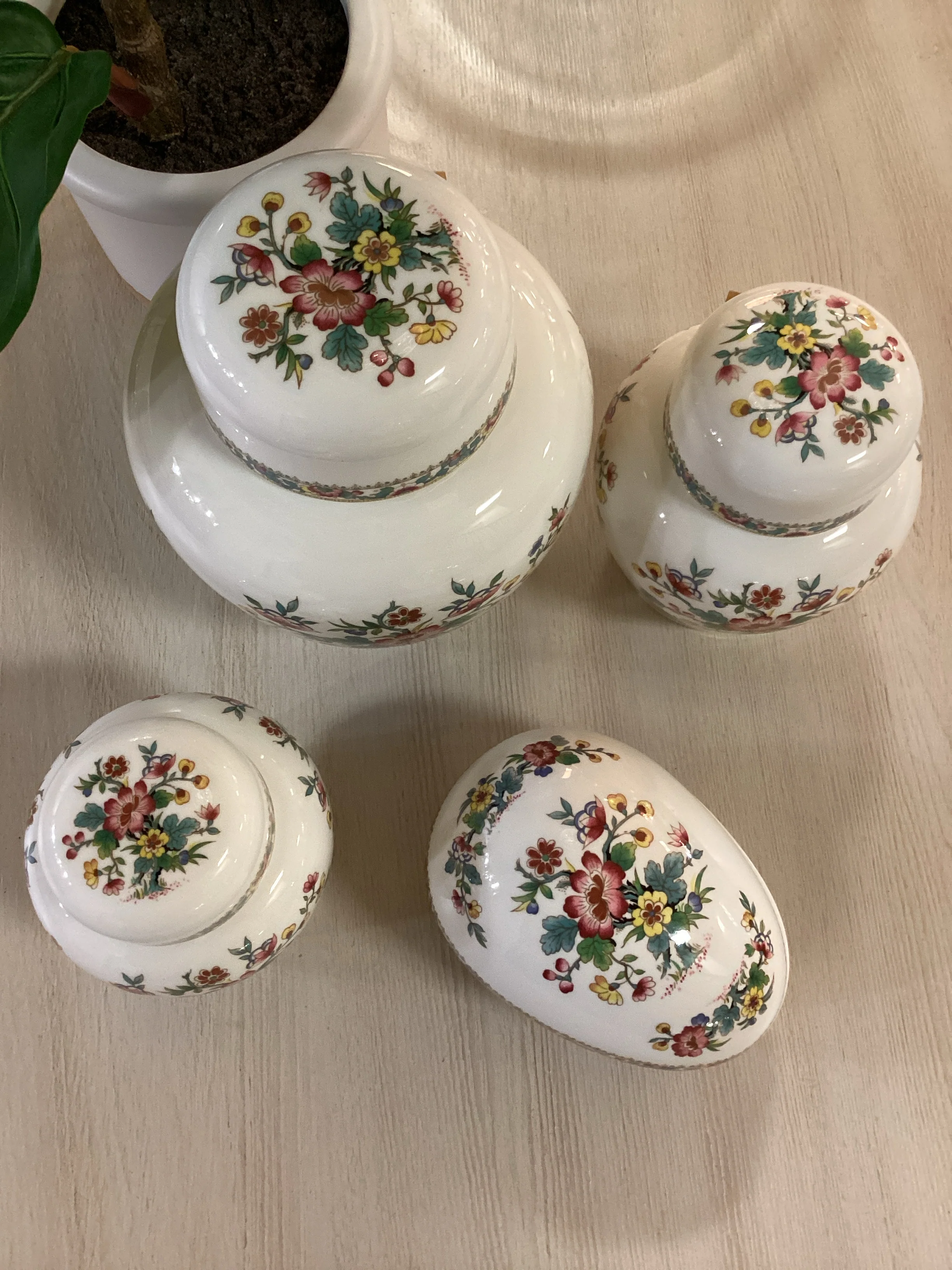 Set of Four Coal Port Vessels - Image 3